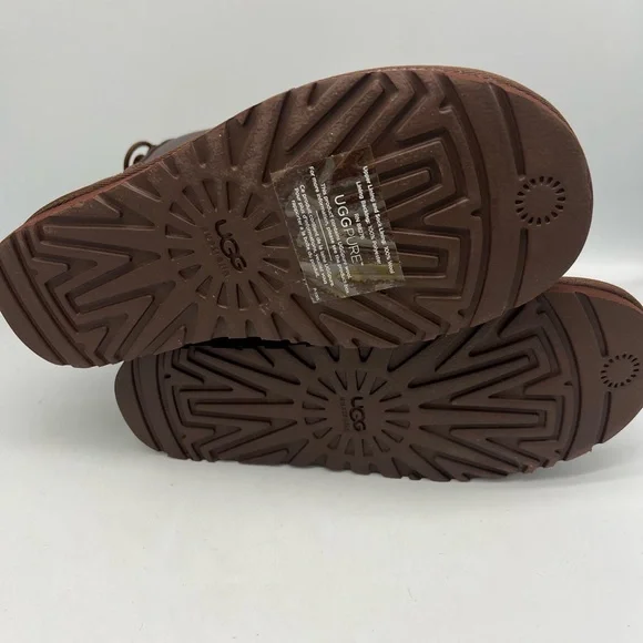 UGG Women's Mariana Chestnut Leather - Picture 14 of 16